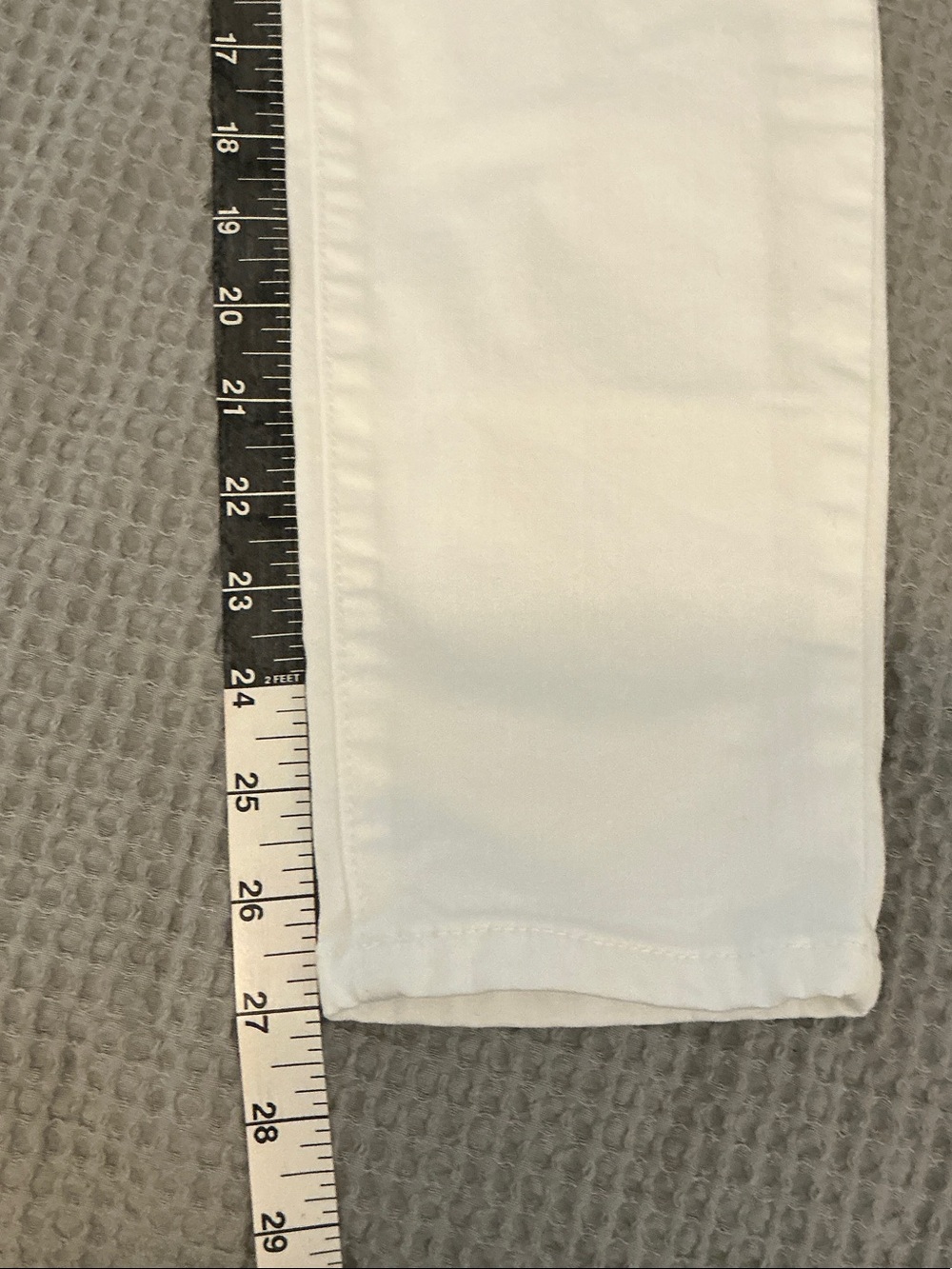 Democracy White Skinny Jeans size 4 - Picture 7 of 12